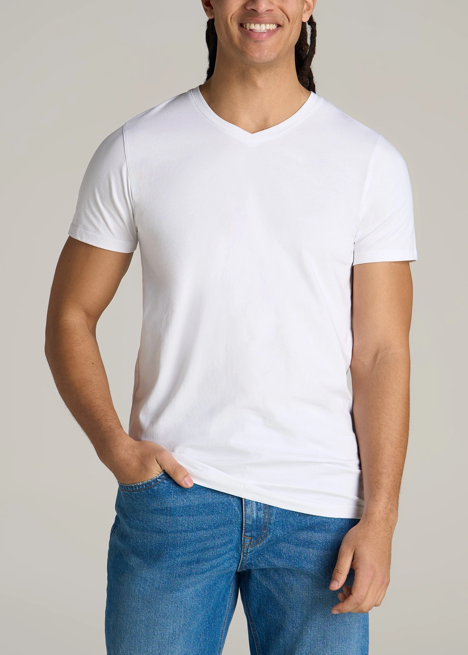 UltraSoft Blend The Essential MODERN-FIT V-Neck Tee for Tall Men in White