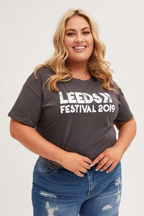 Flexible Ribbed Neckline spandex blend Grey Graphic T-shirt Longline Festival Cotton
