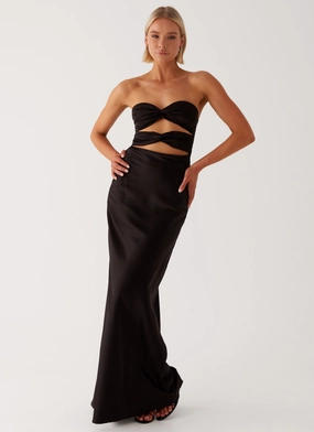 Fluid movement Flutter-Sleeve Tianna Strapless Maxi Dress - Black
