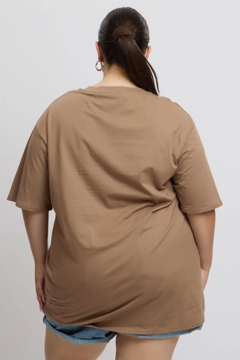 Tubular Knit Structure Brown Graphic Tee Short Sleeve Round Neck