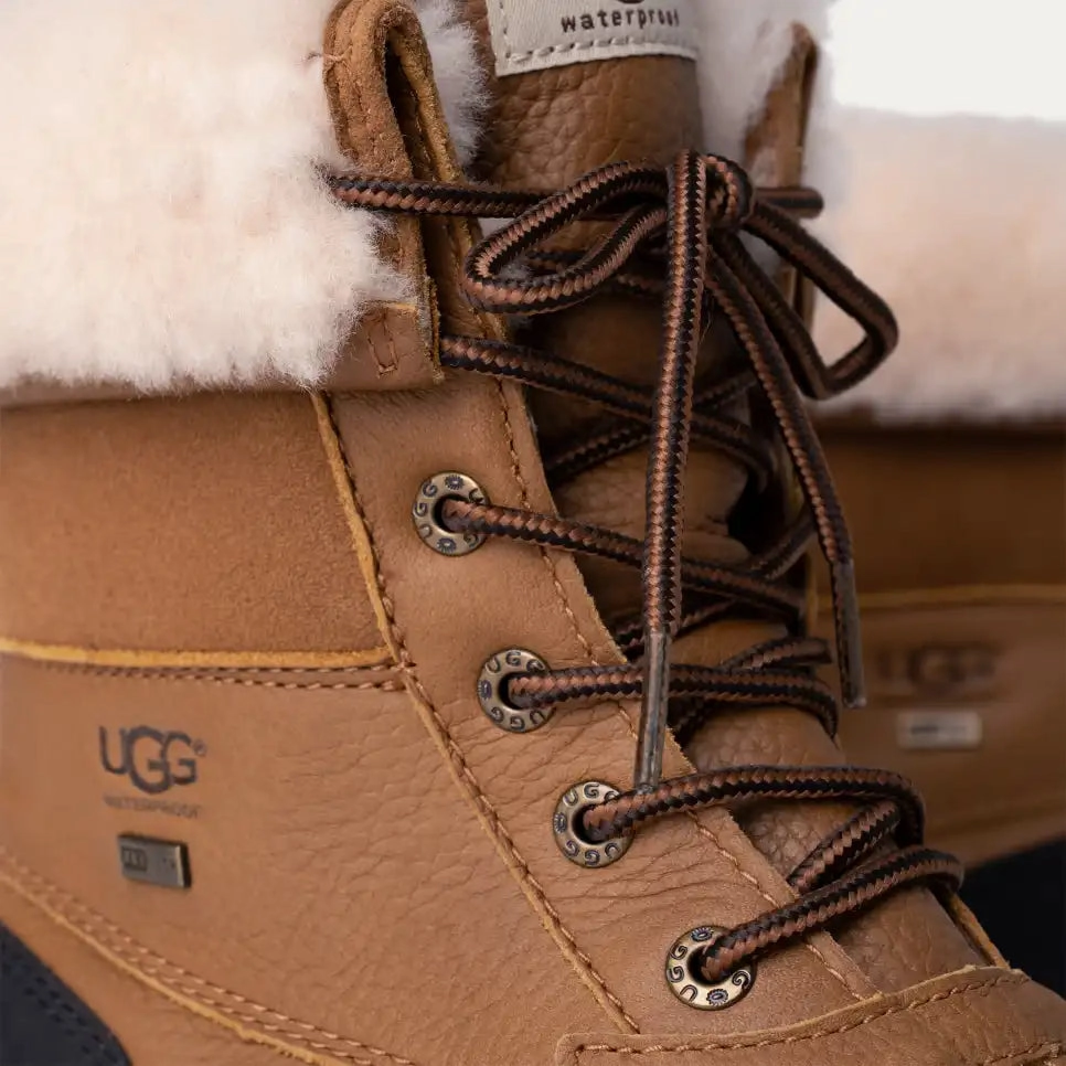 Camouflage Pattern Reinforced Form Nature Lover UGG? Women's Adirondack III Boot - Chestnut