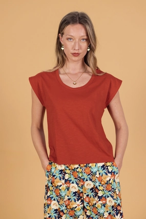 Garment Washed Softness Elastic Edge Binding Top Sylvana Burnt Orange