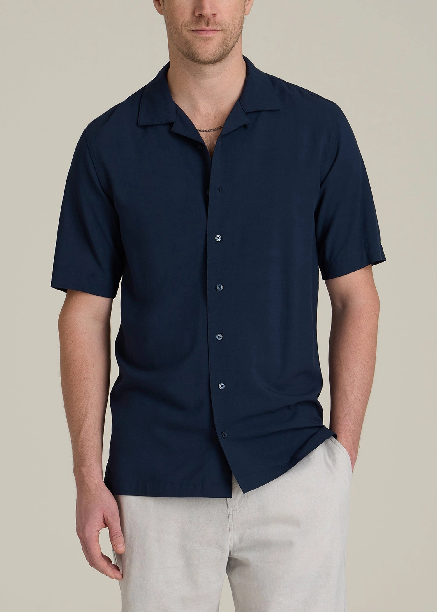 FlexibleRibbedTrims Short Sleeve Resort Shirt for Tall Men in Navy