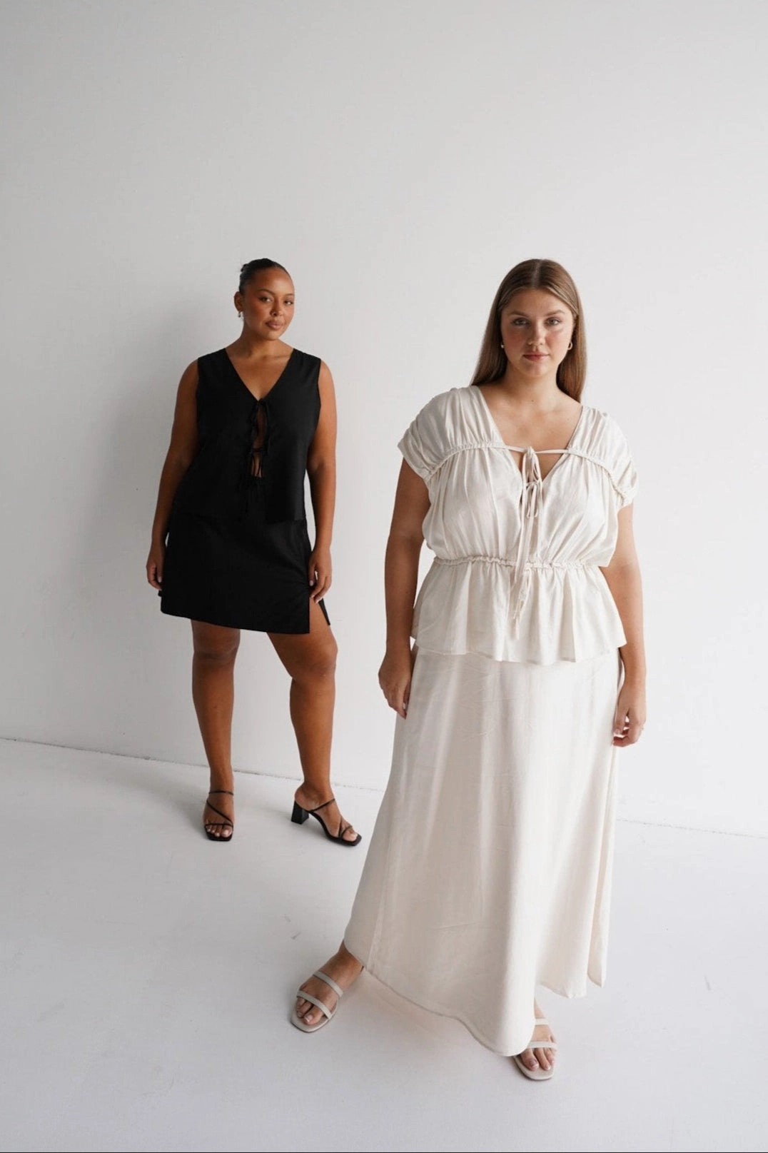 Tiered Design NIA SKIRT NEUTRAL