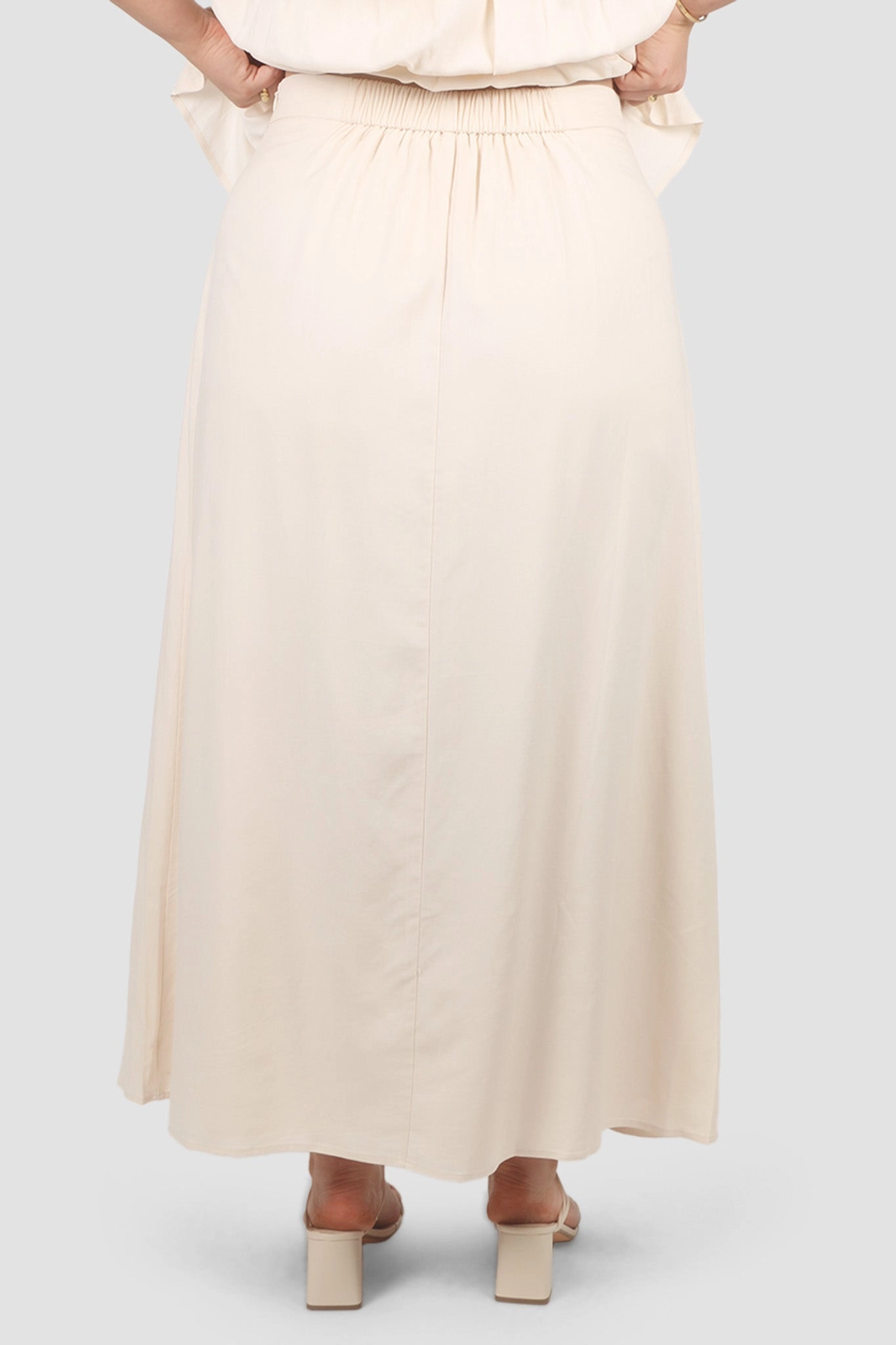 NIA SKIRT NEUTRAL Soft Finish