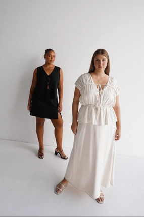 Tiered Design NIA SKIRT NEUTRAL