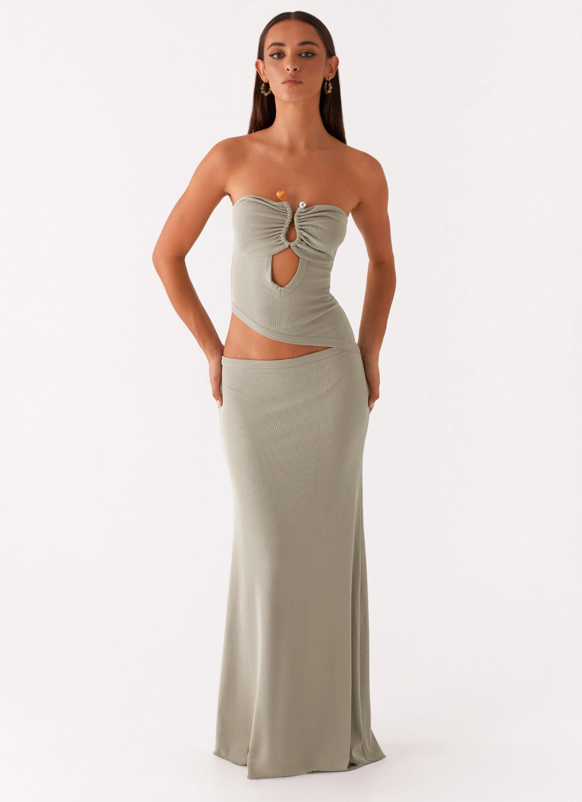 Wild Roses Maxi Dress - Sage Trendy Comfort