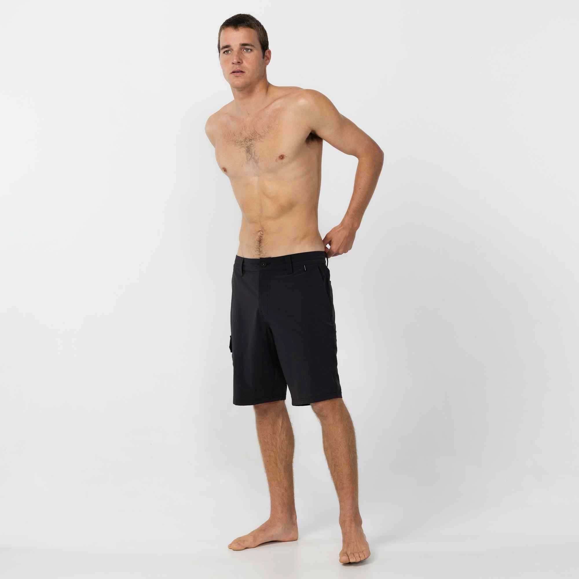 TRVLR Cargo 20" Hybrid Short - Black WindResistantWeave Flexible Side Panels