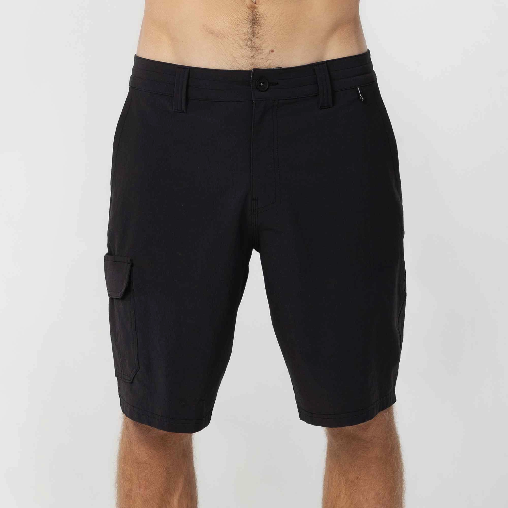 Ventilated Panels TRVLR Cargo 20" Hybrid Short - Black