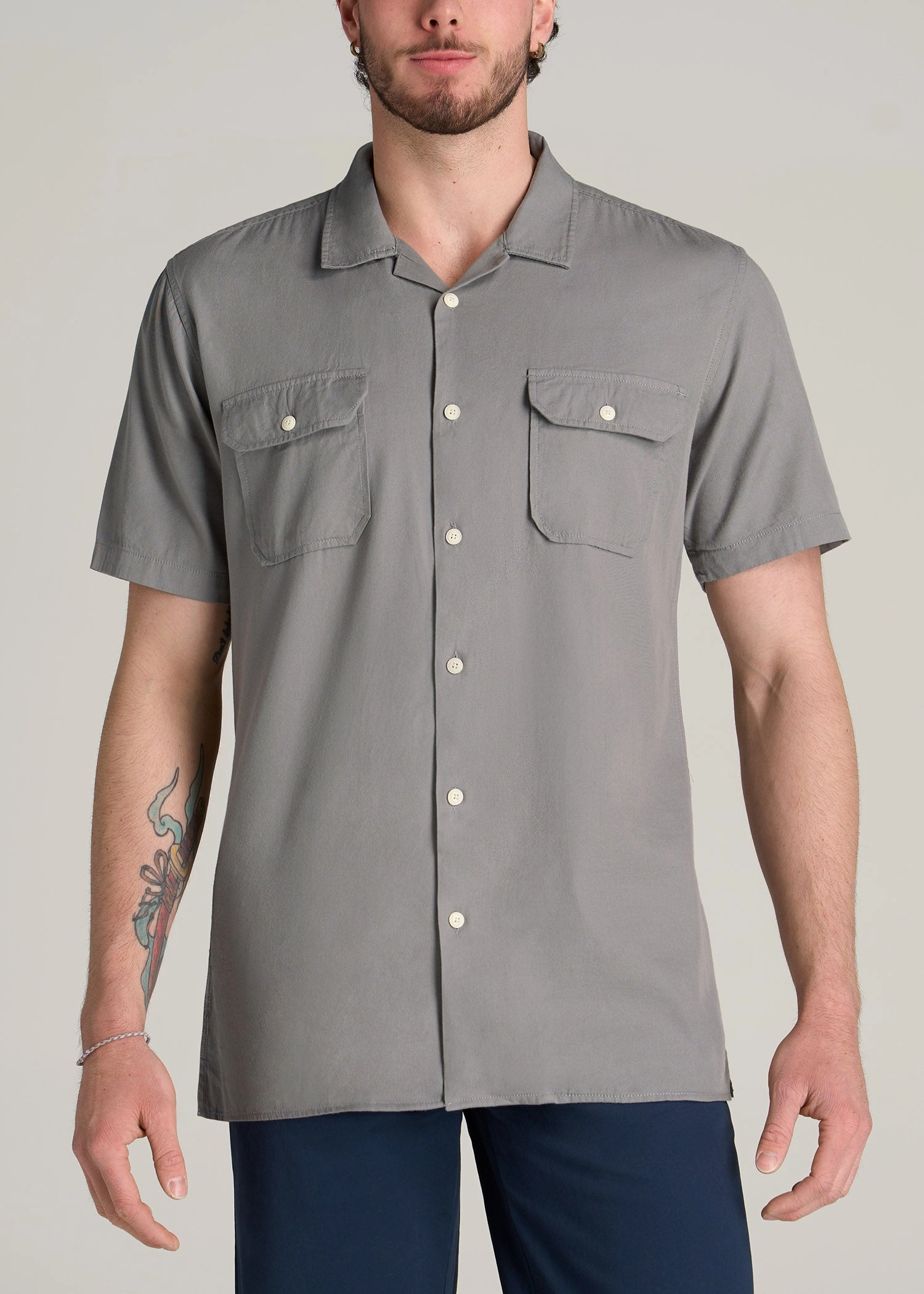 LJ&S Two-Pocket Camp Shirt for Tall Men in Pewter DoubleLayeredShoulders Non Irritating Label