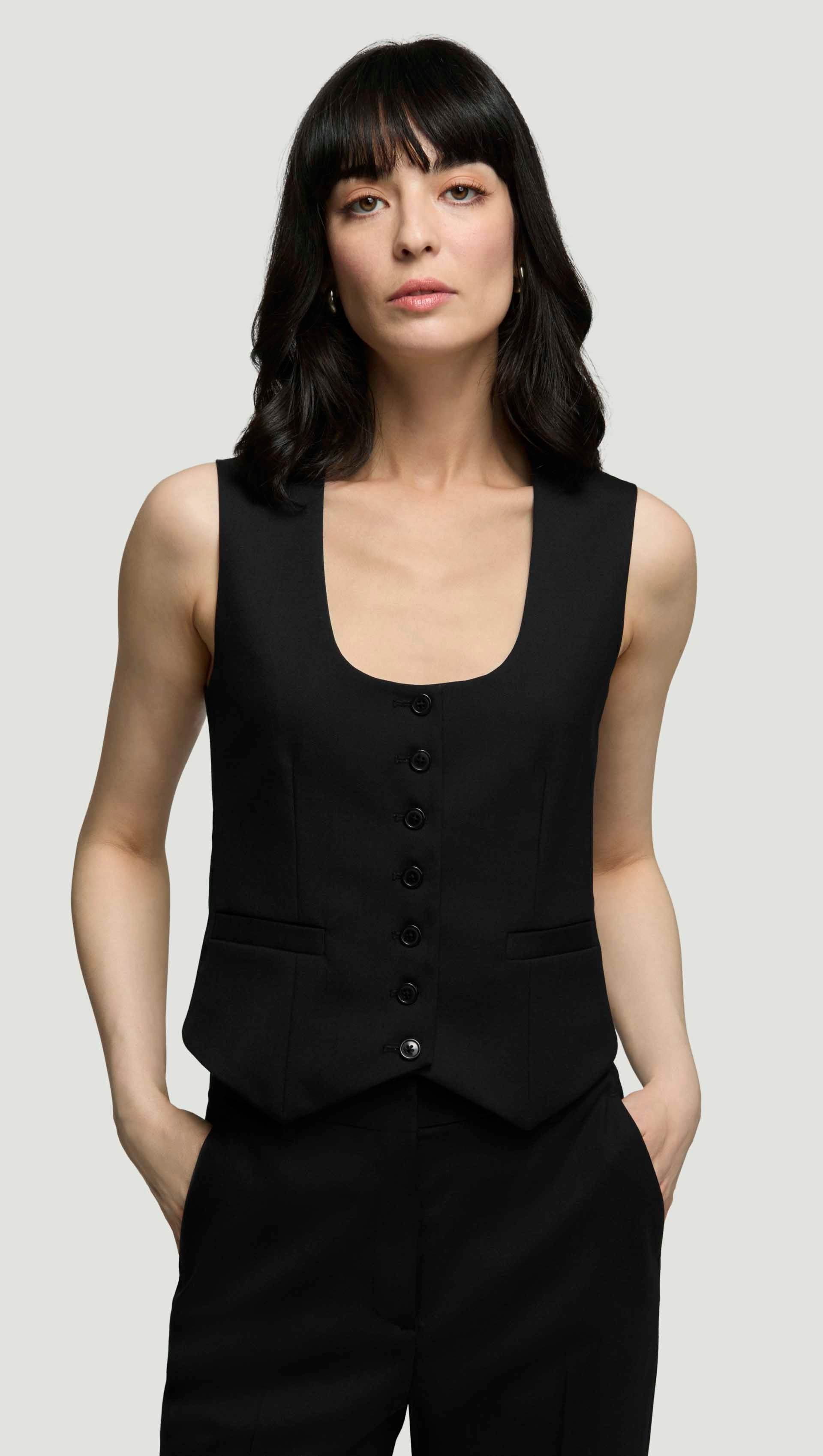 NonIrritatingStitching 3D Spacer Fabric Scoop Neck Waistcoat in Seasonless Wool | Black