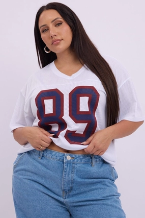 Sporty Fit Cool Design White Graphic T Shirt Short sleeve V Neck