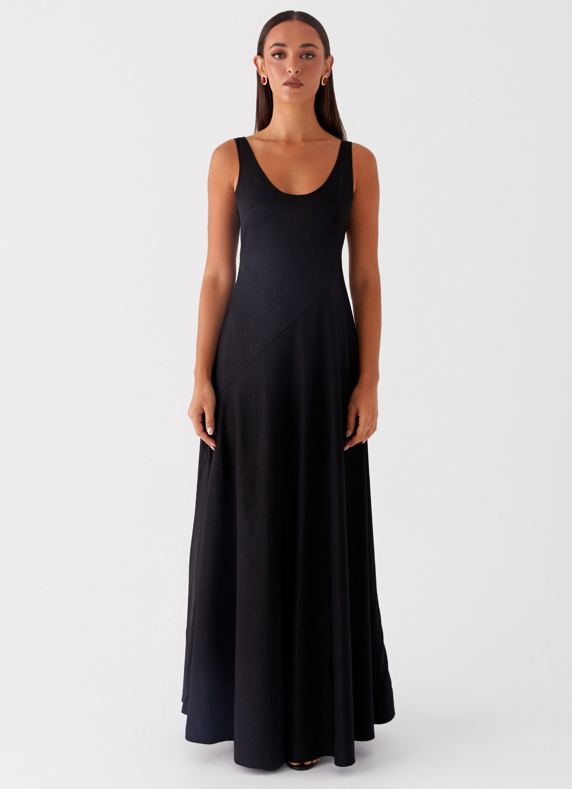 Subtle Comfort Hand-Wash Cosma Maxi Dress - Black