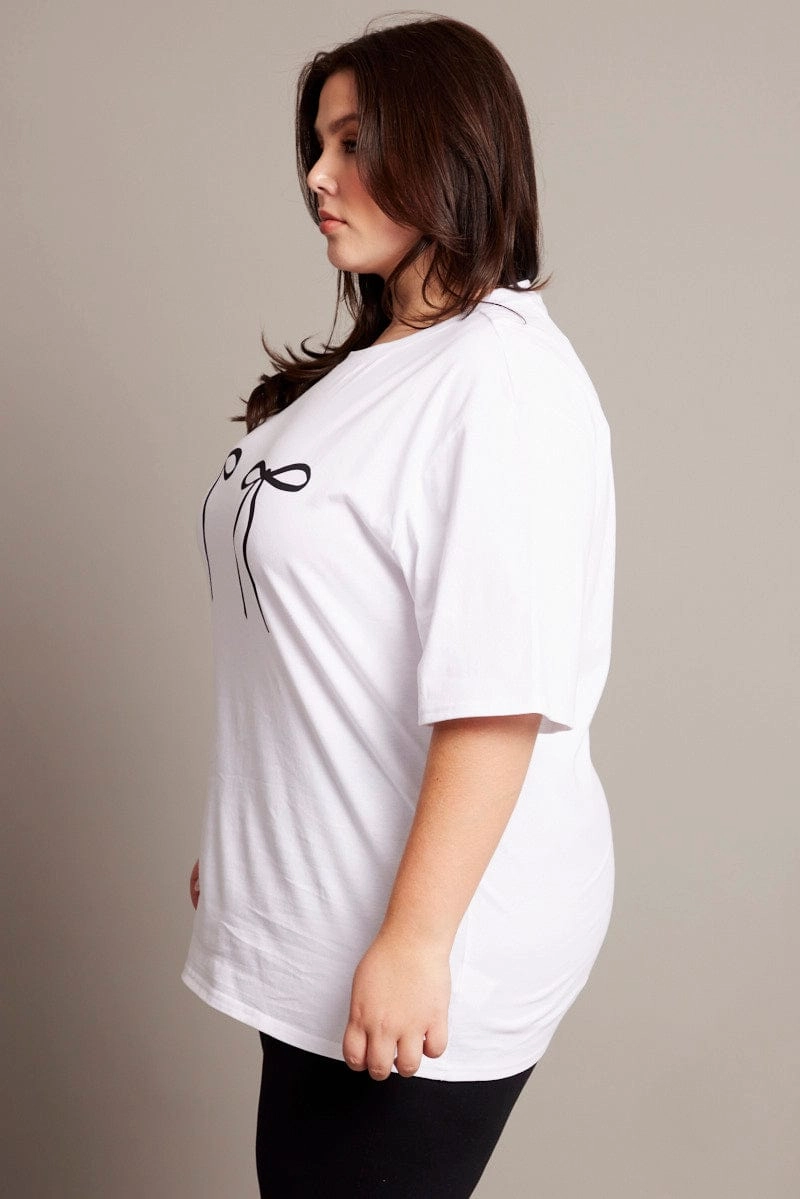 White Graphic T-shirt Short Sleeve Crew Neck Perfectly Fit Scoop neck femininity