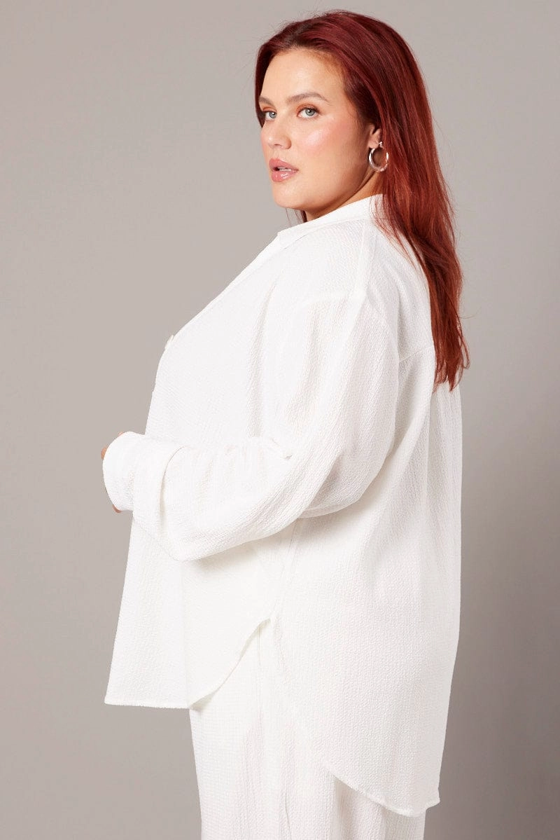 Multipocket Style Wrinkle Free Care White Relaxed Shirt Long Sleeve Textured