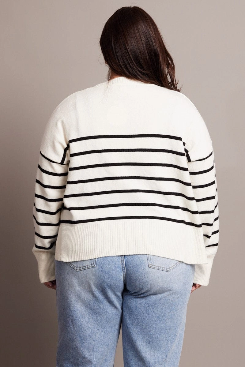 White Stripe Oversized Cardigan Long Sleeve V-neck Stripe Hiking Trail Outfit Travel Ready Look