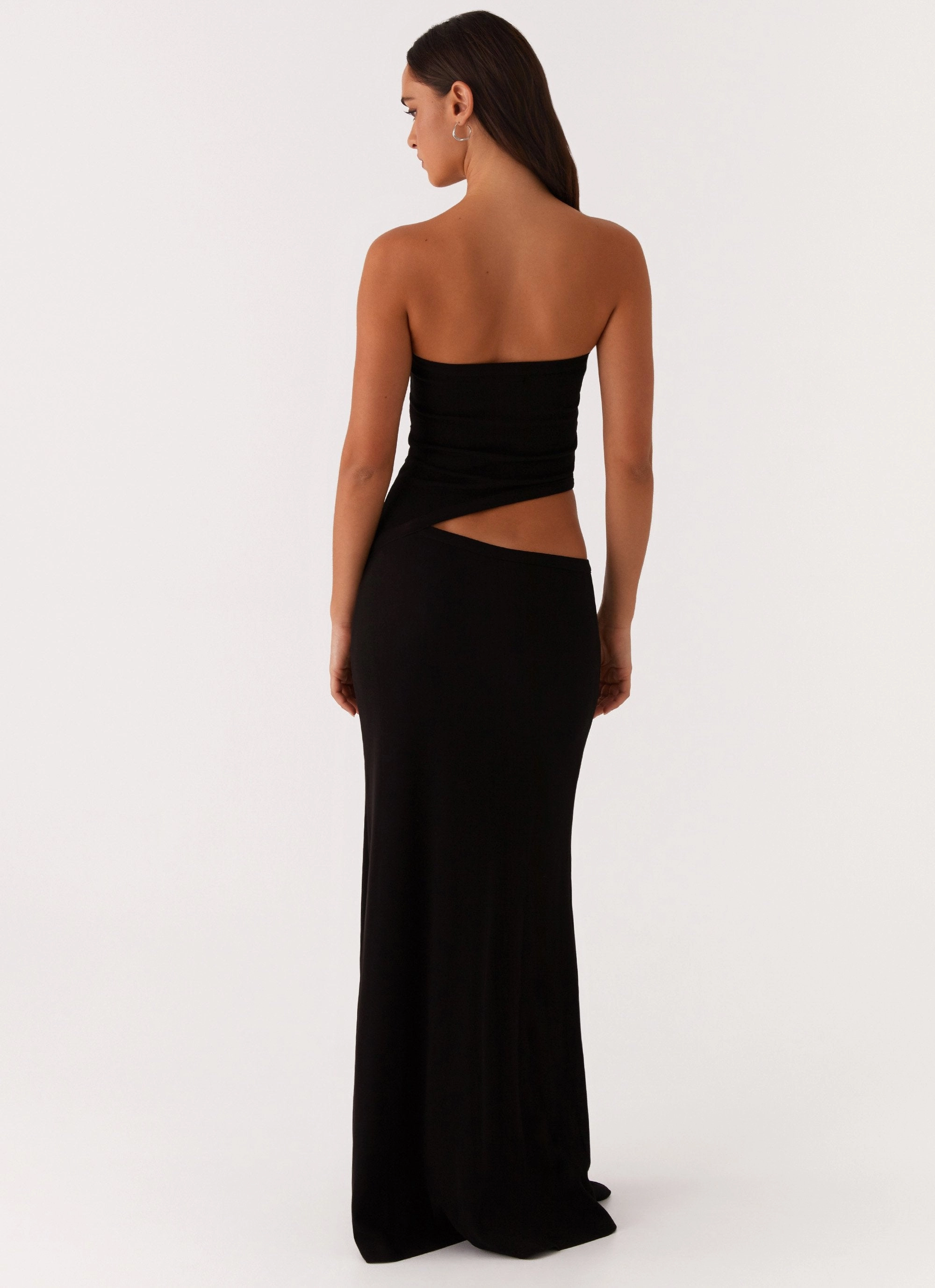 Chic Everyday Wear Wild Roses Maxi Dress - Black