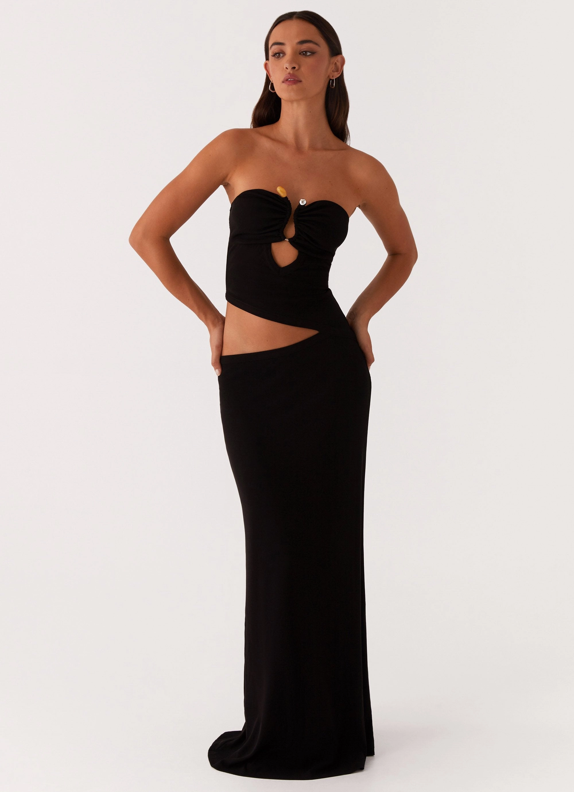 Wild Roses Maxi Dress - Black Versatile Edge