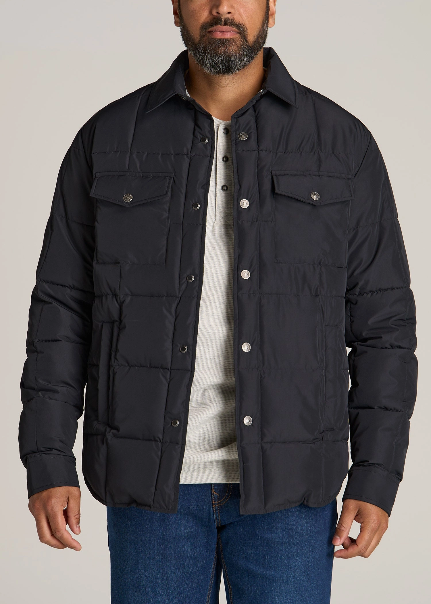 LJ&S Puffer Shirt Jacket for Tall Men in Black CompactPacking Pocket Placement
