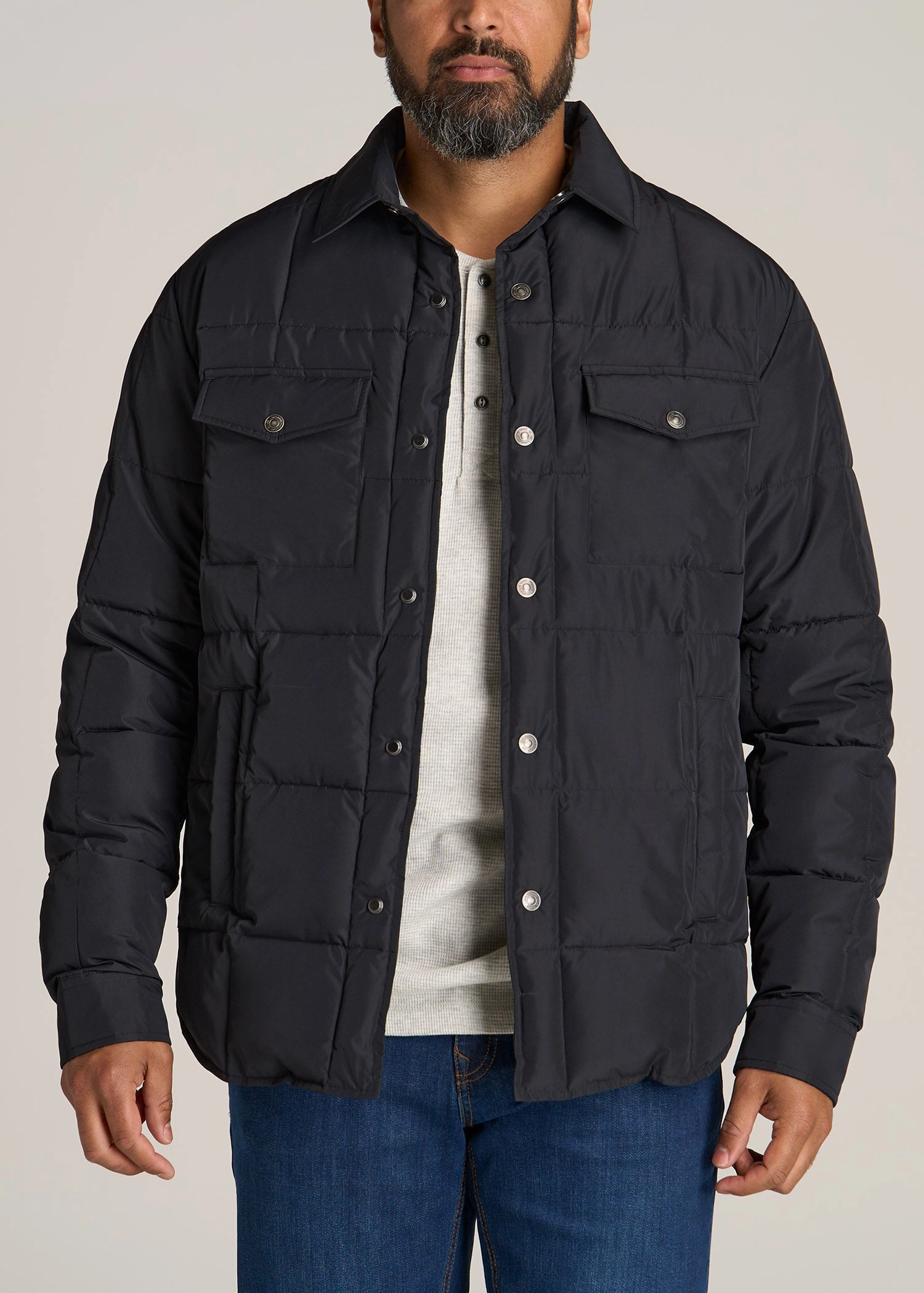 LJ&S Puffer Shirt Jacket for Tall Men in Black Seamless Shoulder Construction