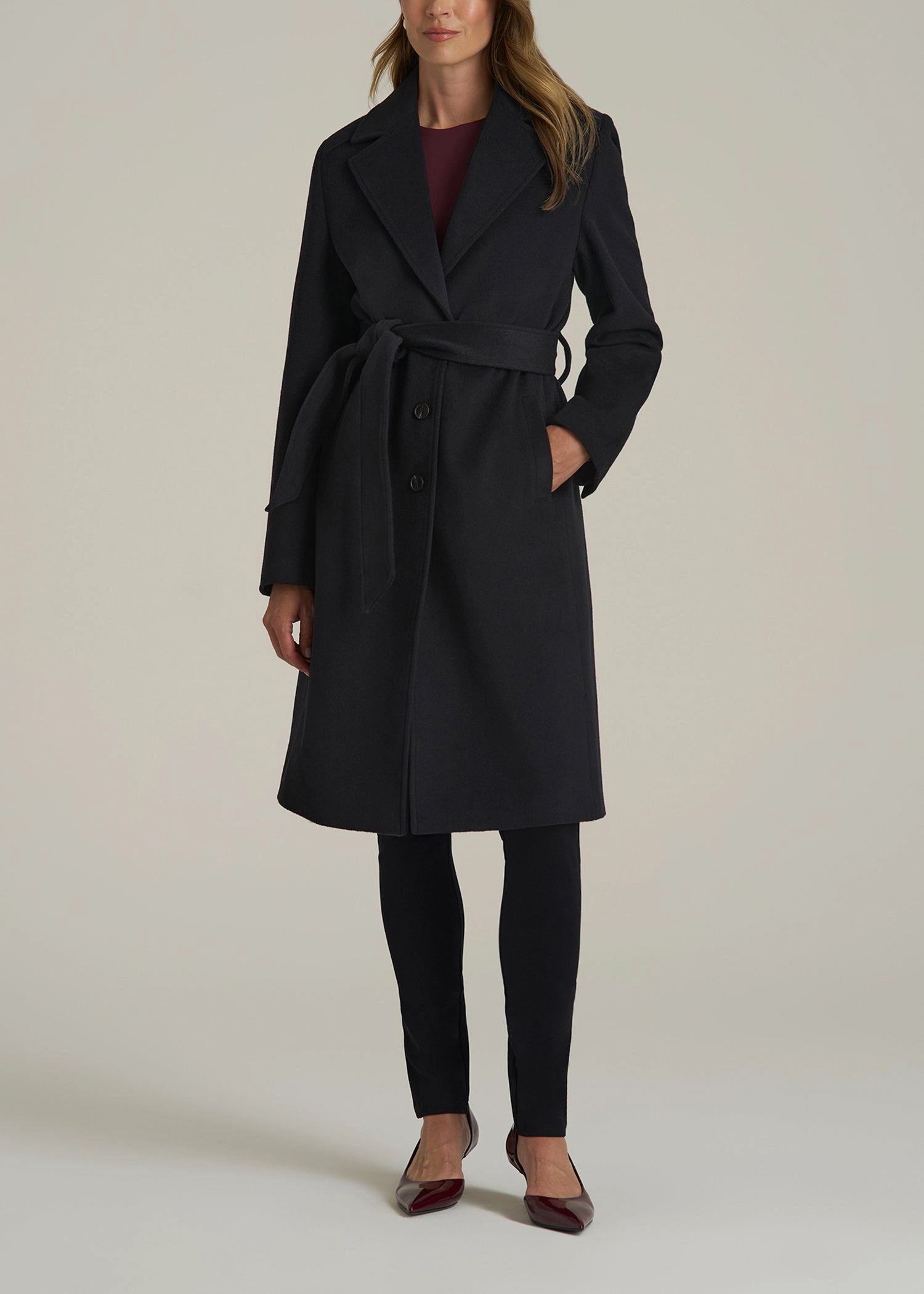 Quick Access Hidden Pockets Noise Reduced Fabrics Wool Top Coat for Tall Women in Black