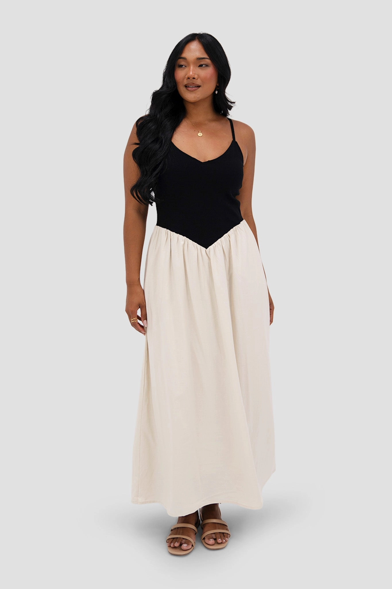 YARA DRESS BLACK/NEUTRAL Grab Quick Understated Elegance