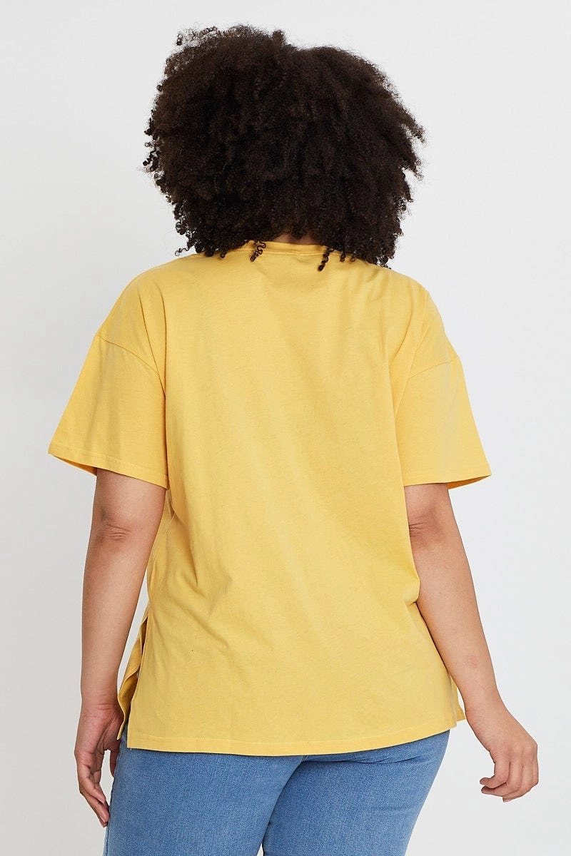 Quick Fit Wear Casual Design Yellow Graphic T-shirt Star Dust Short Sleeve Cotton