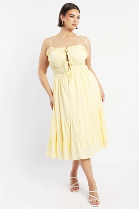 Elegant Flow Yellow Midi Dress Sleeveless Tie Front Tiered Textured